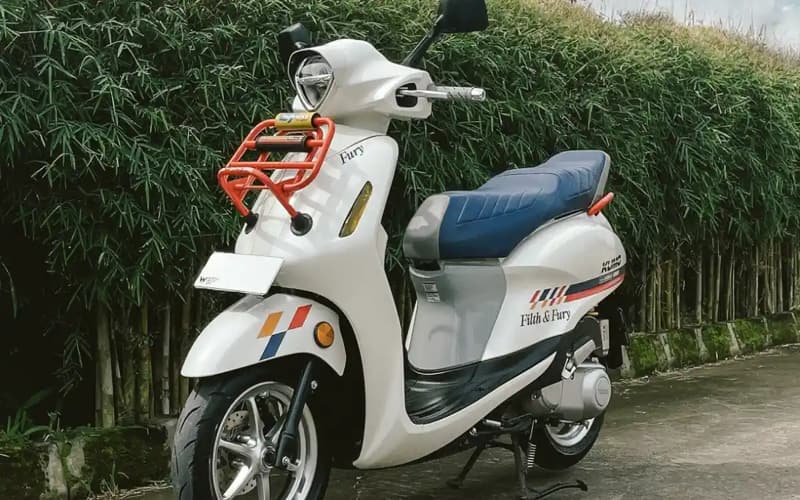 Yamaha Grand Filano Hybrid