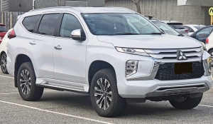Mitsubishi Pajero Sport Bekas, Performa Gahar Hemat Budget