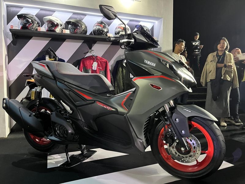 Review 4 Varian Yamaha Aerox Alpha