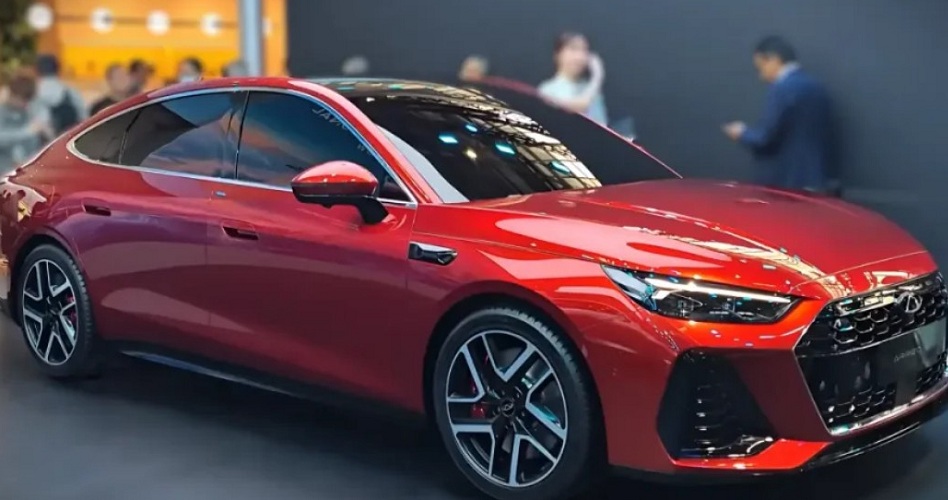 Spesifikasi Chery Arrizo S, Sedan Baru Bertenaga Gahar