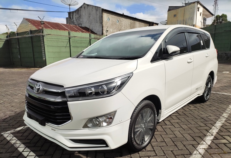 Spesifikasi dan Harga Kijang Innova Reborn Bekas, Patut Dilirik