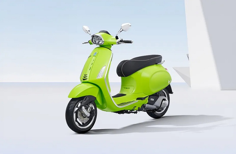 Vespa Sprint Tech 180 cc Lebih Gahar dengan Teknologi i-Get