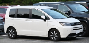 Honda Freed Bekas, MPV  yang  Menawarkan Kabin Lapang