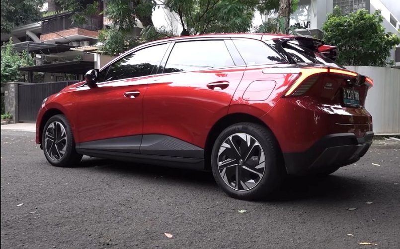 Spesifikasi dan Harga MG4 EV Bekas, Hatchback Tenaga Listrik