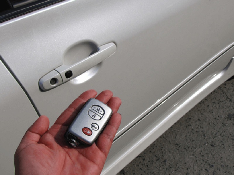 Teknologi Smart Key Mobil, Fitur Nirkontak yang Canggih dan Modern